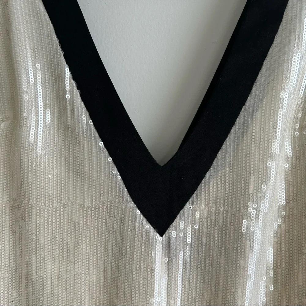 NWT White Sequin Black Trim Micro Mini Dress V Neck Sleeveless Concert Going Out - Picture 5 of 6